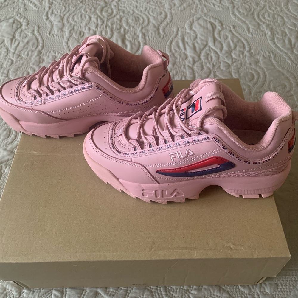 Fila women’s sneakers pink size 7